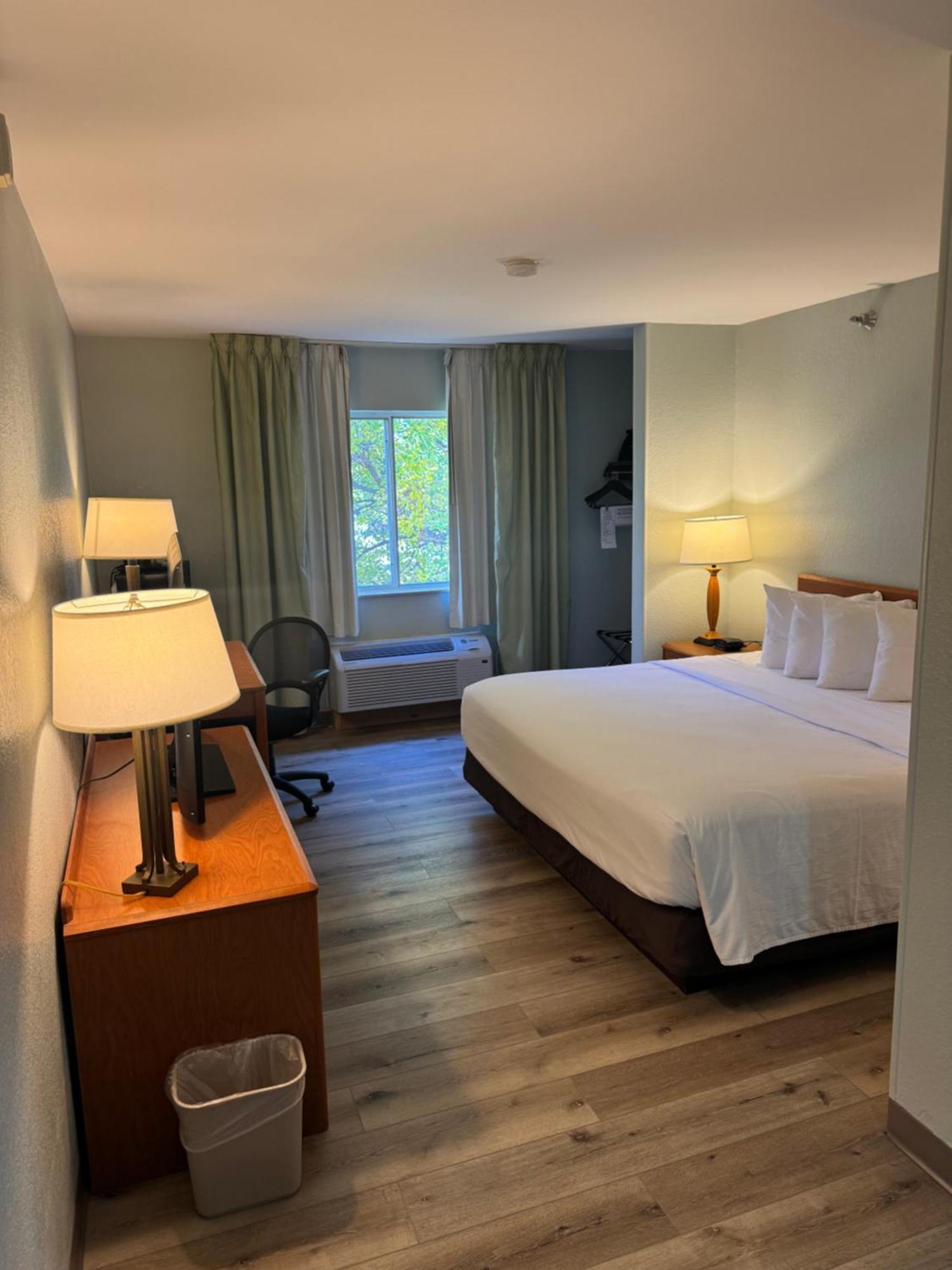 Wingate By Wyndham Sioux City Bagian luar foto