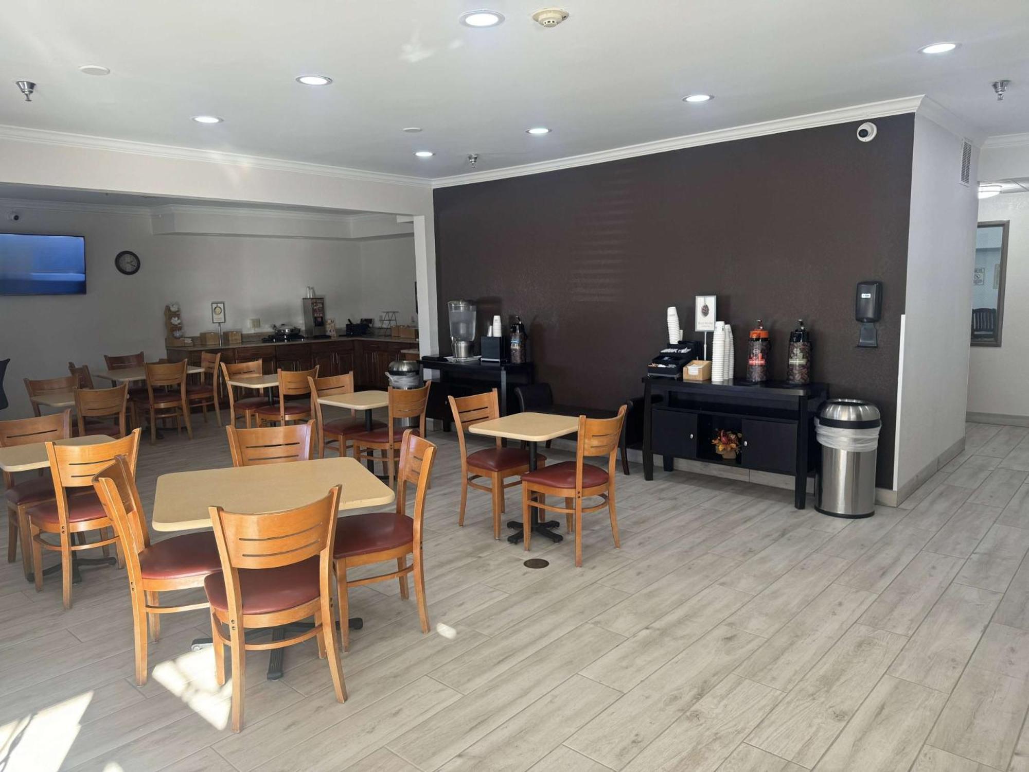 Wingate By Wyndham Sioux City Bagian luar foto