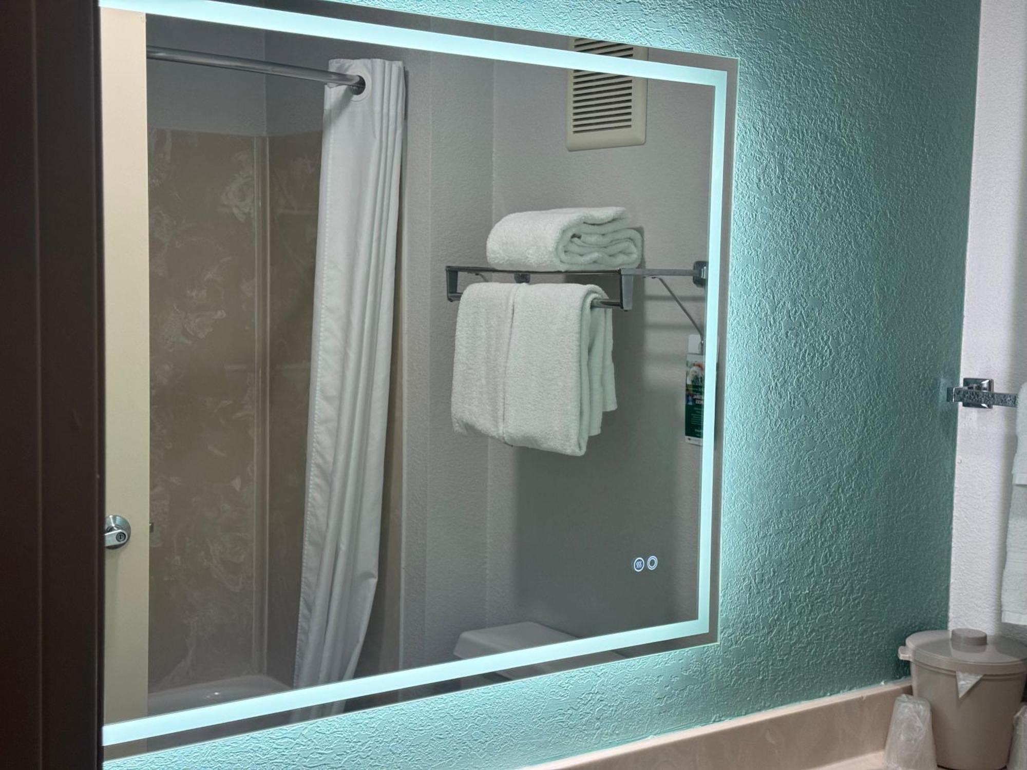 Wingate By Wyndham Sioux City Bagian luar foto