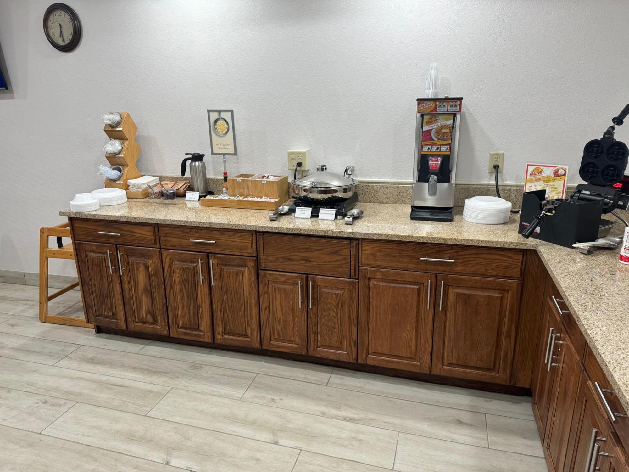 Wingate By Wyndham Sioux City Bagian luar foto